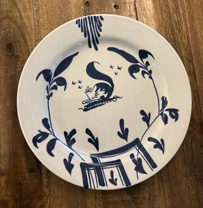 Williamsburg VA Christiana Campbell's Tavern 9 5/8" Blue Squirrel Dinner Plate - Picture 1 of 4