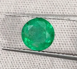 Pietra di smeraldo naturale Zambia verde vivo taglio tondo 0,88 ct - Foto 1 di 9