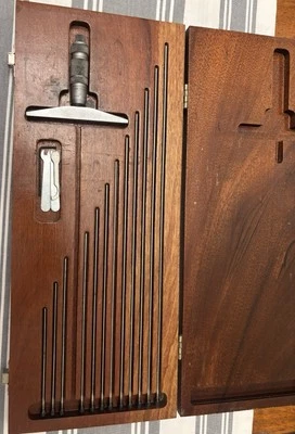 Micrómetro de profundidad mecánico marrón y afilado de 0 a 12", en gran forma Foto 1 de 2