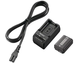 Sony ACC-TRW AKKU KIT MIT BCTRW LADEGERÄT UND NPFW50 - Bild 1 von 1