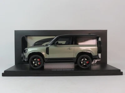 GT Spirit GTspirit Land Rover Defender 90 P400 X-Dynamic 2021 1/18 GT517 - Immagine 1 di 4