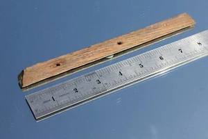 WEISSE STAR LINE RMS OLYMPISCHE GROSSE TREPPE 8" TEAK FENSTER PERLEN HALTPFEIFE #3 - Bild 1 von 7