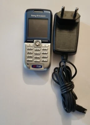 Sony Ericsson cellulare K300 con alimentatore - Immagine 1 di 4