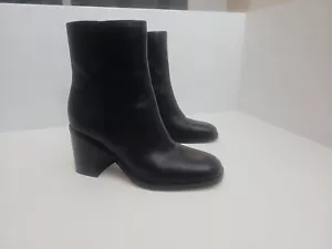 Marc Fisher Womens Lysia Boot Black Leather Size 9.5 M - Picture 1 of 9