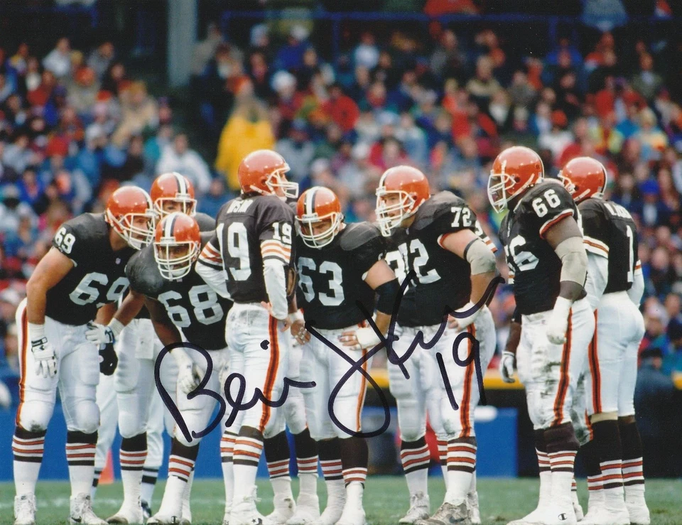 BERNIE KOSAR CLEVELAND BROWNS ACCIÓN FIRMADA 8x10 Foto 1 de 1