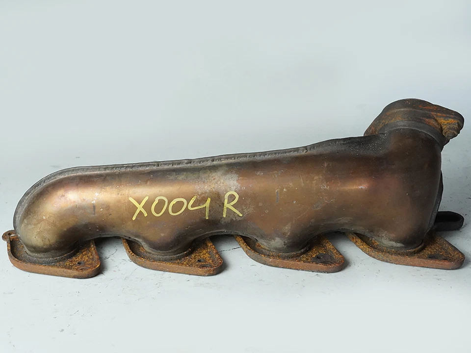 Mercedes Benz Clase E E550 W212 2010-2011 colector de escape pasajero derecho fabricante original Foto 1 de 4