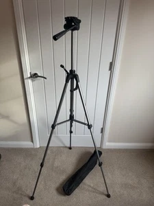 Photography Tripod - Picture 1 of 4