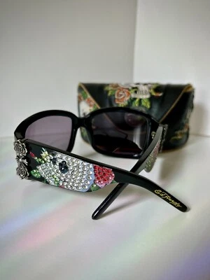 Gafas de sol vintage Ed Hardy rosa y calavera cristal de Swarovski negras - stock muerto Foto 1 de 4