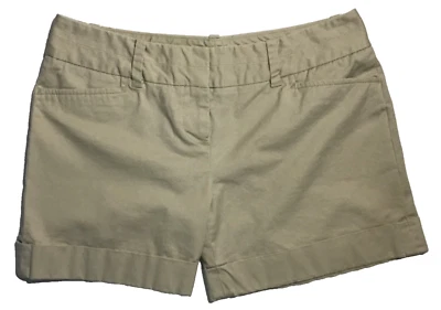 Shorts feminino The Limited tamanho 4 com 5" costura interna cáqui Drew Fit excelente estado. - Imagem 1 de 4