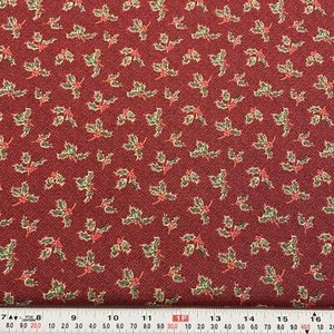 Snow Country Thimbleberries RJR Fabrics Holly & Berries Cotton Remnant 13" x 44" - Picture 1 of 2