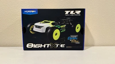 Team Losi Racing 1/8 8IGHT-XT/XTE 4WD Nitro/Electric Truggy Race Kit TLR04009 - Image 1 of 4