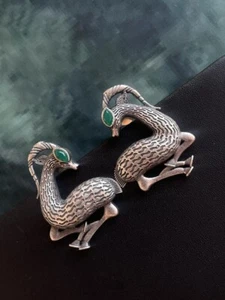 Sterling silver deer shaped oxidised stud earrings - Picture 1 of 3