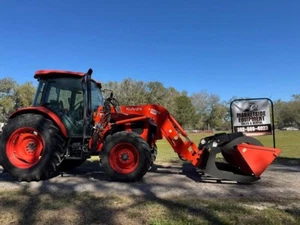 KUBOTA M5-111 TRACTOR LOADER WITH BUCKET & GRAPPLE - 350 HOURS! - Picture 1 of 8