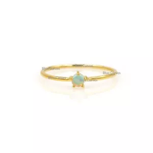 Unique Solitaire Natural Ethiopian Opal in 18k Solid Yellow Gold Tiny Band Ring - Picture 1 of 2