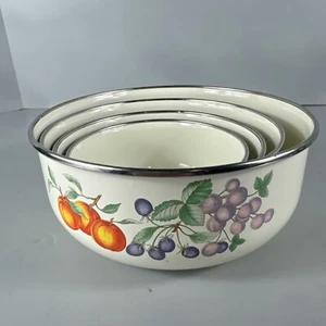 Vintage Set Of 4 Nesting Enamel Mixing Bowls With Orange And Purple Fruit - Picture 1 of 13