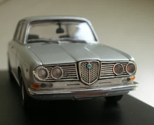 LANCIA 2000 1971 scala 1/43 in vetrinetta in display case fulvia flavia - Foto 1 di 10