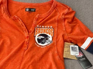 NFL Team Apparel Denver Broncos Long Sleeve Orange Shirt Size Women's Medium - Picture 1 of 6