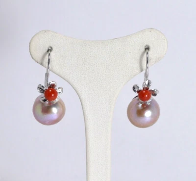 ORECCHINI ARGENTO 925  PERLE D'ACQUA DOLCE TONDE E BOTTONI CORALLO     AGHT 0578 - Immagine 1 di 3