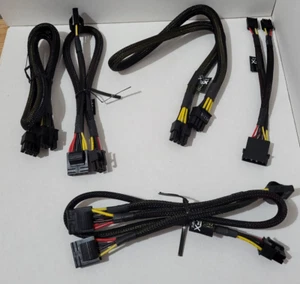 XFX Pro Modułowy zasilacz ATX ZASILACZ 5 kabli Złącza PCI Express Peryferyjne - Zdjęcie 1 z 7