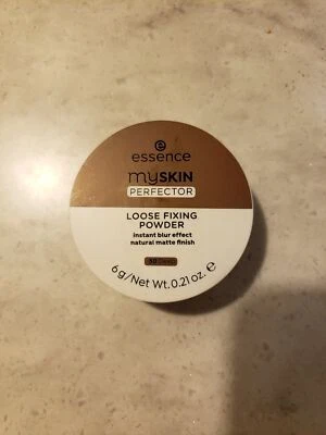 Essence My Skin Perfector Loose Fixing Powder Instant Blur Effect 50 Deep New - Image 1 of 2