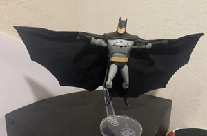 Custom Batman Adventures DC multiverse 1:12 Mafex wired leather cape NOT FIGURE - Picture 1 of 6