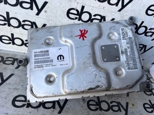 Computadora con motor Chrysler 200 05150993ab 2015 usada OEM - Imagen 1 de 4