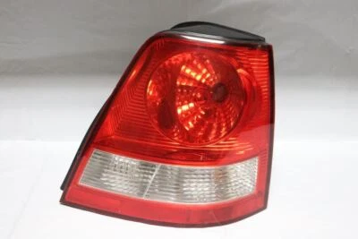 KIA SORENTO 2003-2006 LUZ TRASERA LADO PASAJERO DERECHO OEM R#3402 Foto 1 de 4