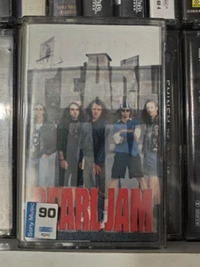 Pearl Jam Ten FULLY PLAY GRADED Cassette Album Alternative Cover - Picture 1 of 10