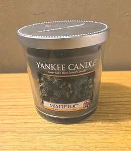 Yankee Candle Christmas Mistletoe Scented Jar 7Oz Green Christmas Home Decor - Picture 1 of 4