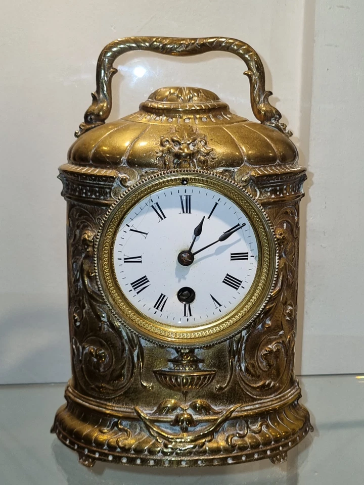 Horloge,Pendule de Voyage ancienne en bronze décor Personnage , XIXéme ? - Photo 1/4