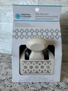 Martha Stewart Deep Edge Punch Rings and Arches Trim NEW Papercrafting Tool - Picture 1 of 3