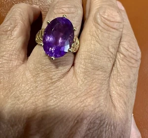 Vintage Women’s 14k Yellow Gold Natural Amethyst Cocktail Ring Size Size 8.75 - Picture 1 of 6