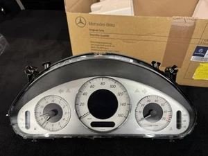 07-09 Cuadro de instrumentos velocímetro odómetro mercedes w211 e350 e550 - Imagen 1 de 5