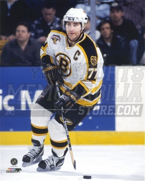 Ray Bourque Boston Bruins skating 77  8x10 11x14 16x20 photo 487 - Image 1 of 1
