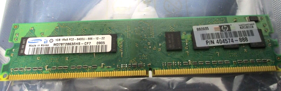 Samsung 1GB 240-Pin PC2-6400 DDR2 800Mhz Non-ECC SDRAM Memory M378T2863EHS-CF7 - Image 1 of 2