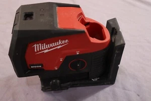 Milwaukee 3622-20 M12 Green Laser Level - Red/Black (Tool Only) - Picture 1 of 7