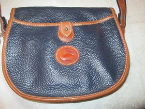 BORSA VINTAGE DOONEY & BOURKE BORSA A TRACOLLA BLU SCURO CIOTTOLI - Foto 1 di 14