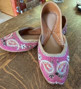 Par de Zapatos Planos Bordados Lentejuelas Rosa India Oriental Talla 6 - Imagen 1 de 8
