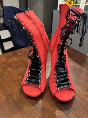 Botines Steve Madden Fuego con cordones punta abierta talla 9,5 rojos FUEGO Foto 1 de 4
