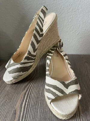 Sandalias de cuña tejidas con estampado de cebra Chicos Simon de segunda mano talla 9 Foto 1 de 4