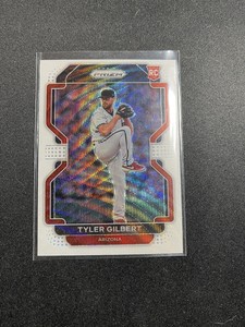 2022 Panini Prizm - White Wave Prizm #8 Tyler Gilbert (RC)