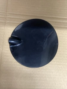 FORD. FORD FIESTA MK7 BENZIN TANKDECKEL ABDECKKLAPPE 2013 - 2017 unlackiert B6 - Bild 1 von 3