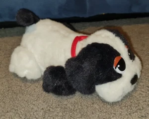 2005 Pound Puppies - Interactive puppy - barks, whine, howls, moves - 27cm long - Picture 1 of 7