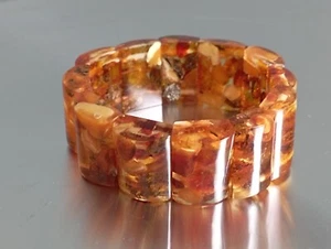 Amber bracelet. - Picture 1 of 18