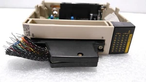 [Used] OMRON / CQM1-OD213 / OUTPUT UNIT, 5-24VDC, 0.1A/point, 3.2A/UNIT, 32point - Picture 1 of 8
