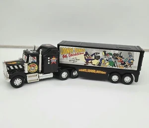 Vintage 1993 LOONEY TUNES Buddy L 18 Wheeler Truck lights and sounds READ - Picture 1 of 12