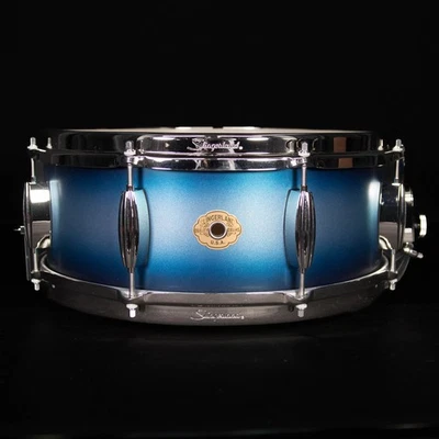 Slingerland 14 英寸 x 5.5 英寸收音机国王艺术家小军鼓,蓝色和薄片漆 — 第 1/4 张图片