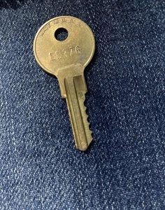 Herman Miller LL376 File Cabinet, Desk, Furniture Replacement Key - Picture 1 of 2