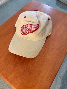Vintage Detroit Red Wings Twins Enterprise Adjustable Dad Hat Cap NHL - Picture 1 of 3
