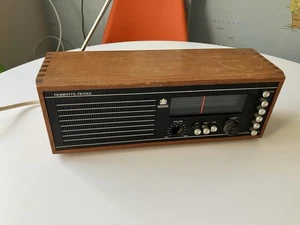 Roberts RM33 Radio – LW/MW/VHF – Working – Wood Case – see description - Picture 1 of 8